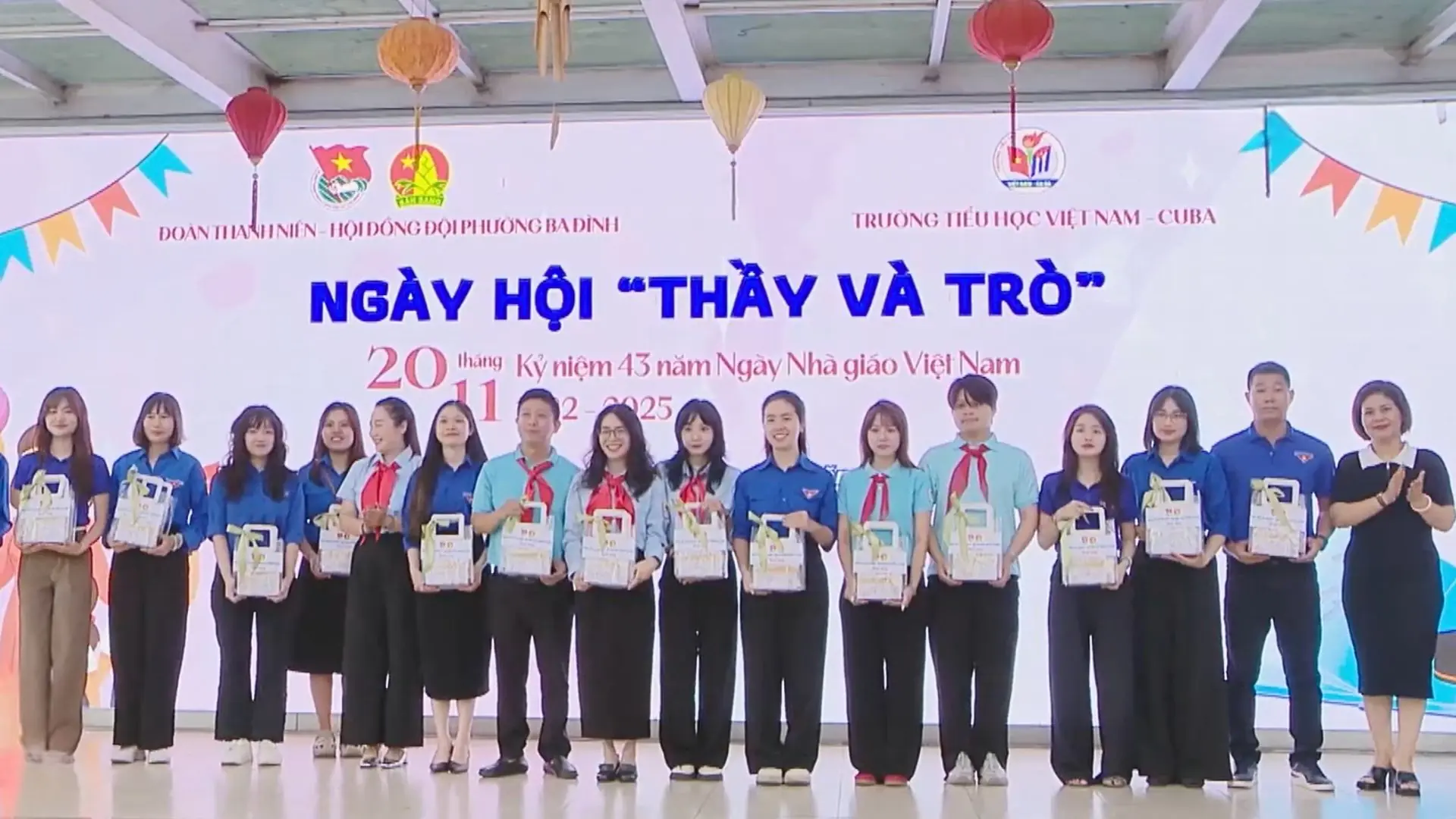 Sôi nổi Ngày hội ‘Thầy và trò’ phường Ba Đình
